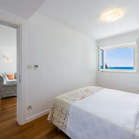 Dvori Lapad 2 Direct Sea View Apartment Dubrovnik