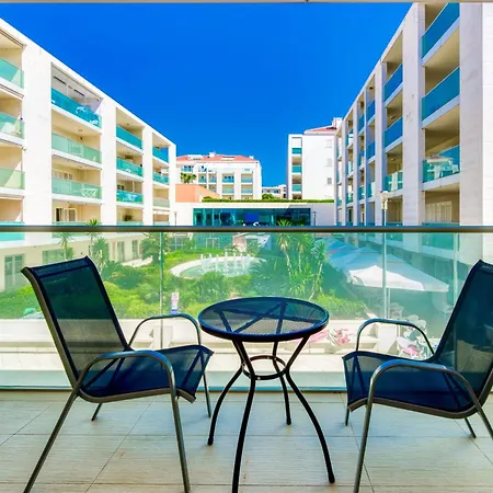 Dvori Lapad 2 Direct Sea View Apartment Dubrovnik