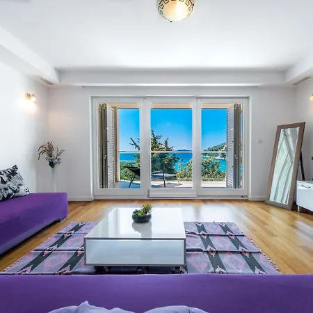 Apartment Dvori Lapad 2 Direct Sea View *